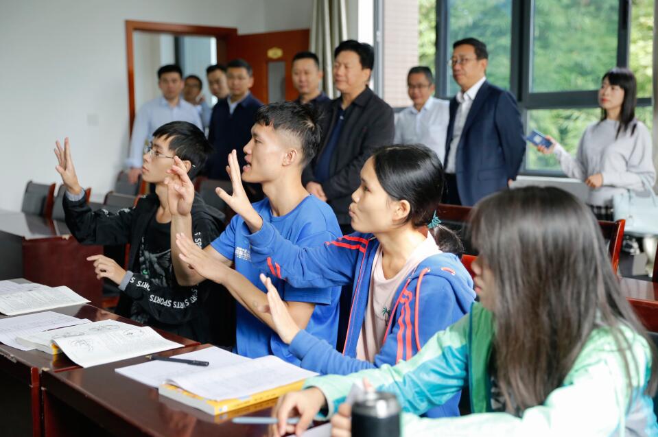 QQ截图20180930090619.jpg